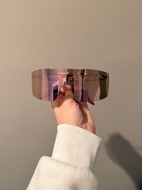 Nike echo shield